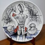 Piatto in Ceramica di Deruta Manichino di De Chirico 42 cm
